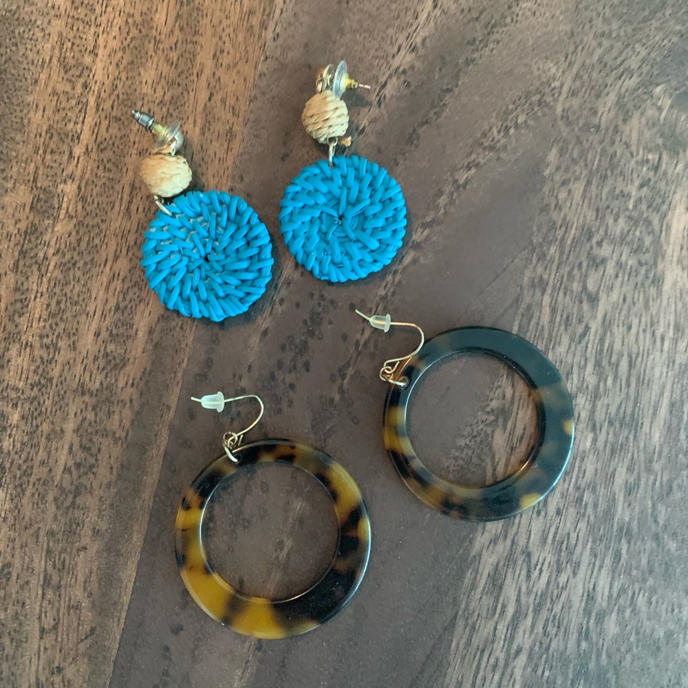 Super cute earrings!